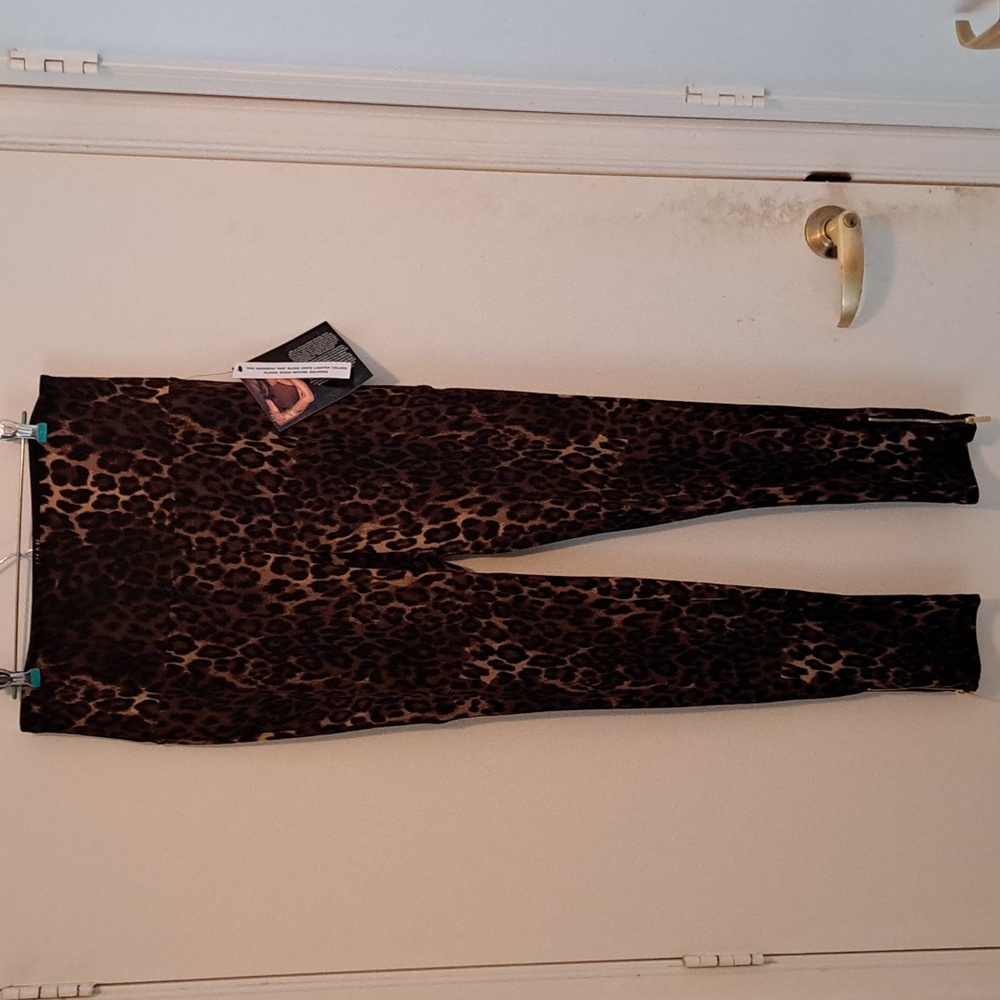 Iman Global Chic Animal Print Pants New with Tags Long Inseam size L